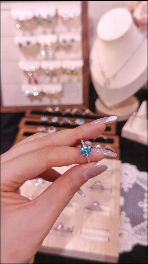 合金无蓝色戒指