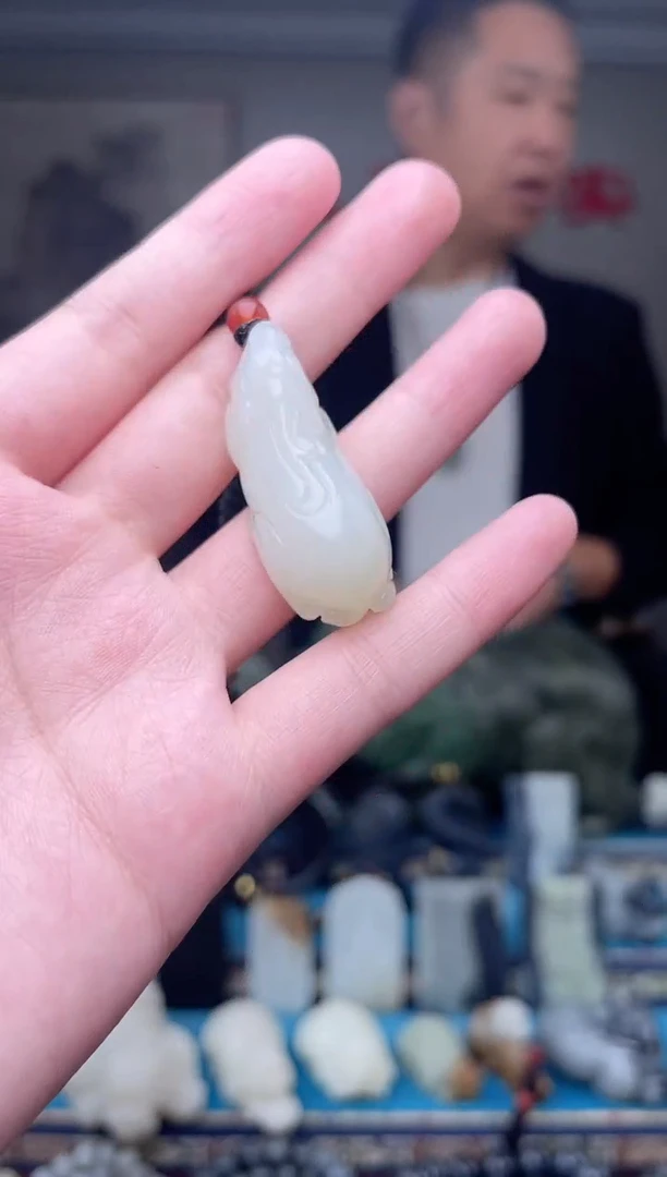 未镶嵌和田玉挂件1
