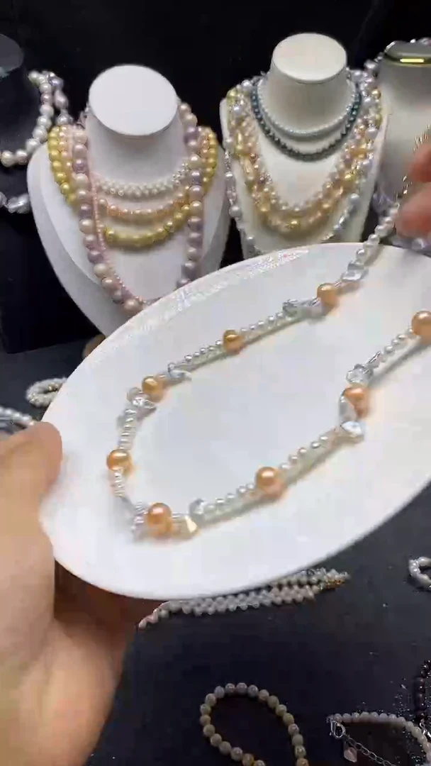 颈饰未镶嵌淡水珍珠多人