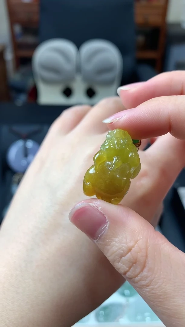 【闪购商品】翡翠吊坠(不含链)18K金镶嵌挂件