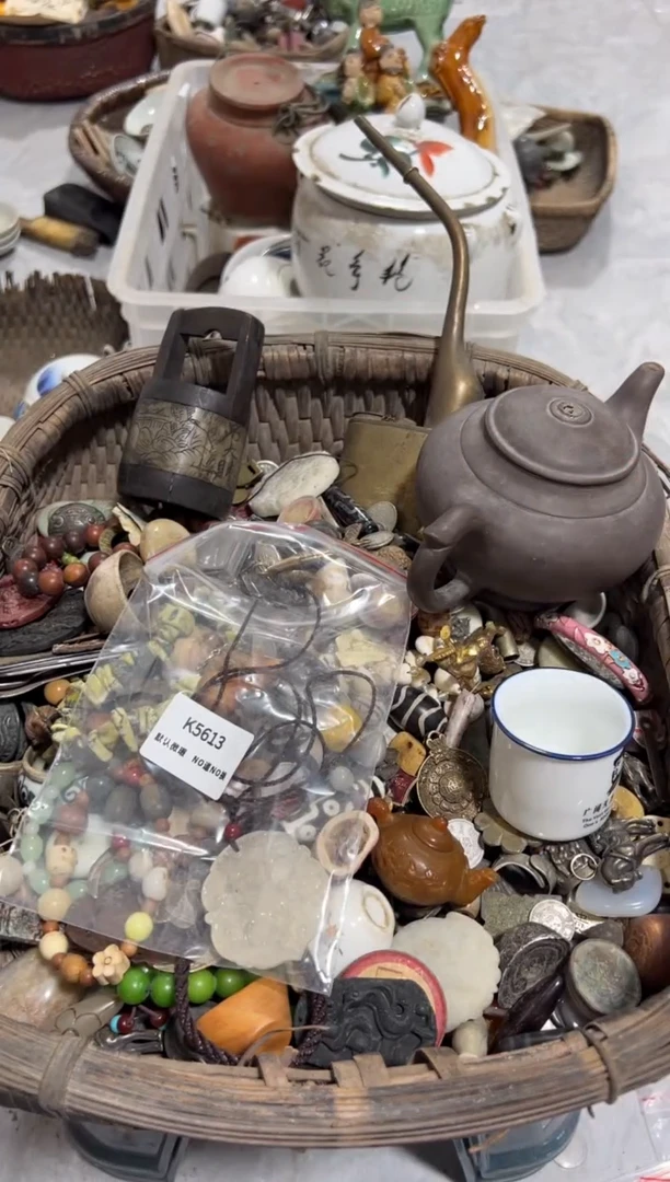 用****生秒拍秒付闪购瓷铜摆件