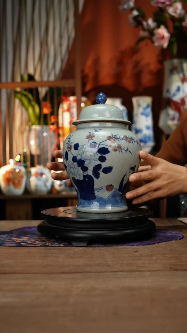 当代景德镇设计师釉下手绘陶瓷花瓶