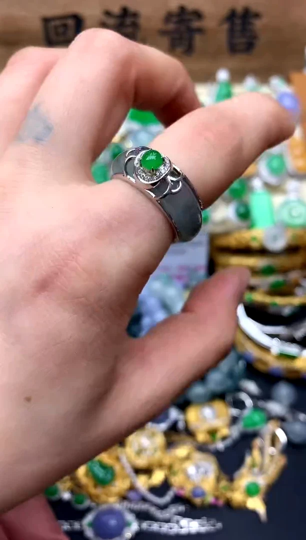 【闪购商品】翡翠戒指18K金镶嵌471-中国好珍宝