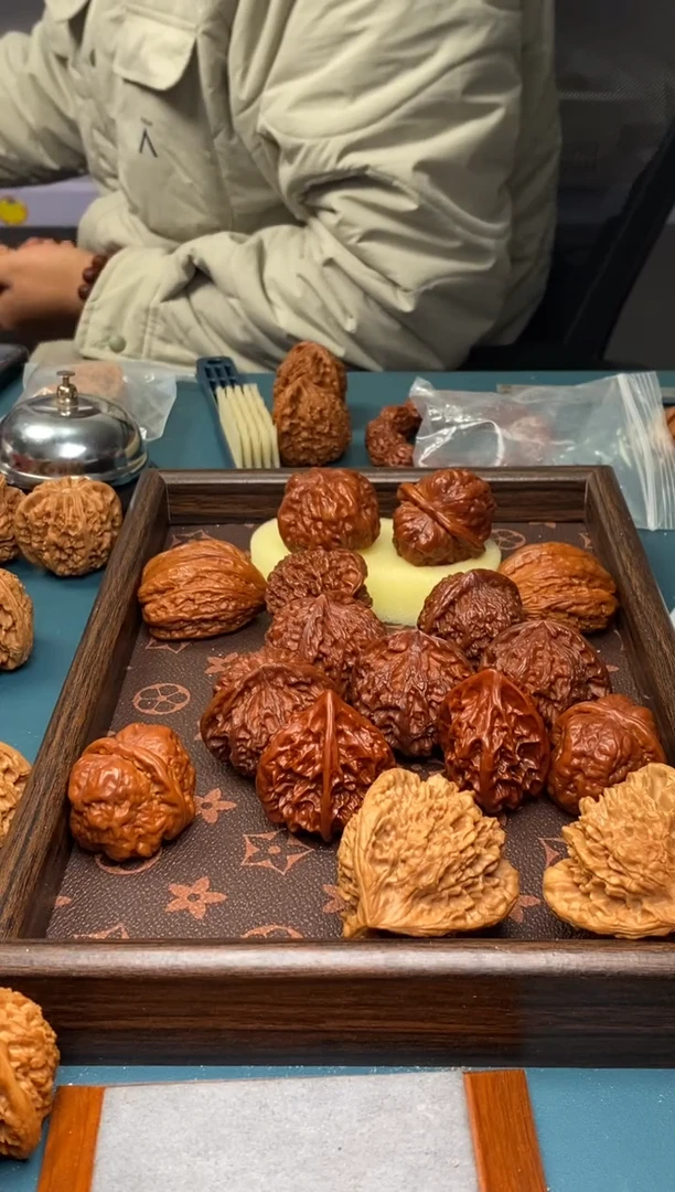 把件文玩核桃甲*寅虎头600