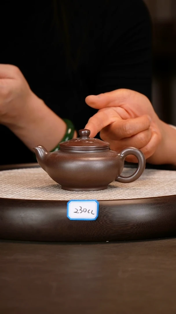 茶壶紫砂【张彩萍】黑墩头柴烧 矮含蕴 230cc