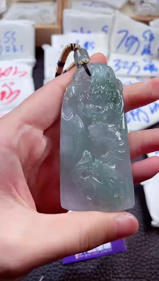 翡翠未镶嵌颈饰00005239