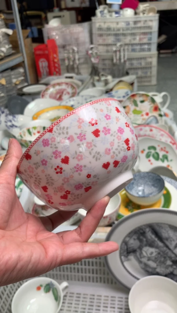 瓷陶瓷尾单CC067微瑕1个样品