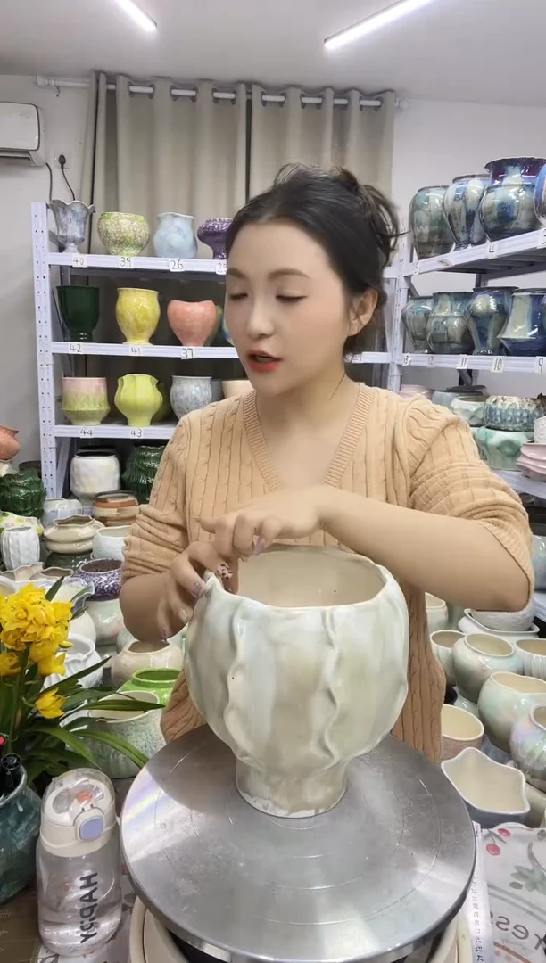 【12.1】花盆 高度：  20口径：15