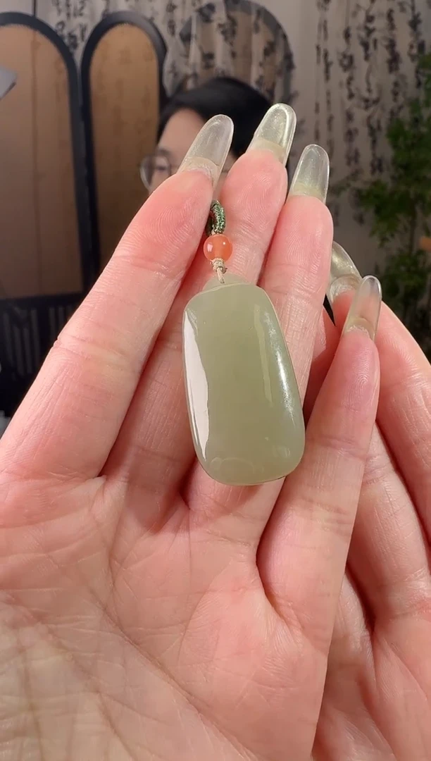 颈饰未镶嵌和田玉无事牌