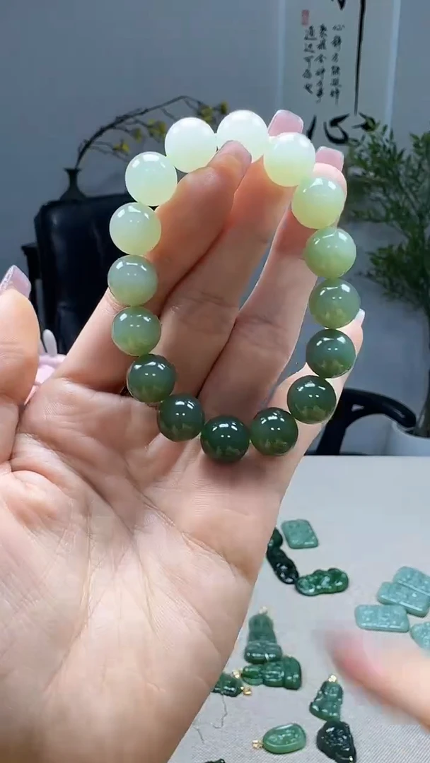 未镶嵌和田玉挂件12