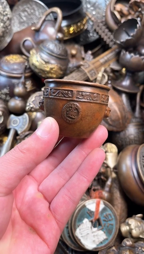 精美铜器点击下单