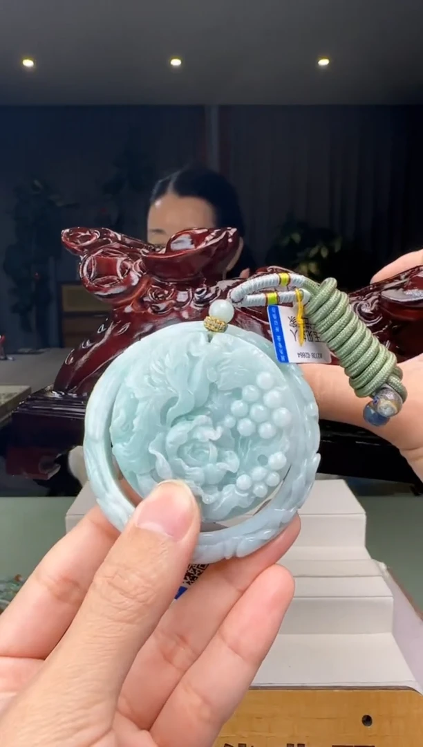 【闪购商品】翡翠手镯未镶嵌一套+底座XM@@960Q3J12749