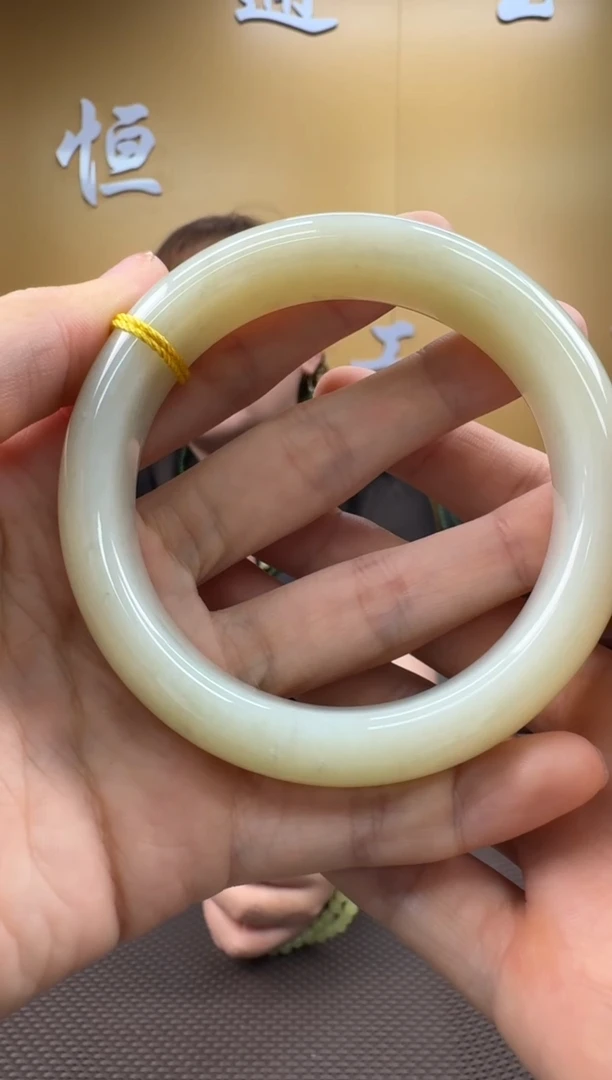 和田玉未镶嵌颈饰手镯62