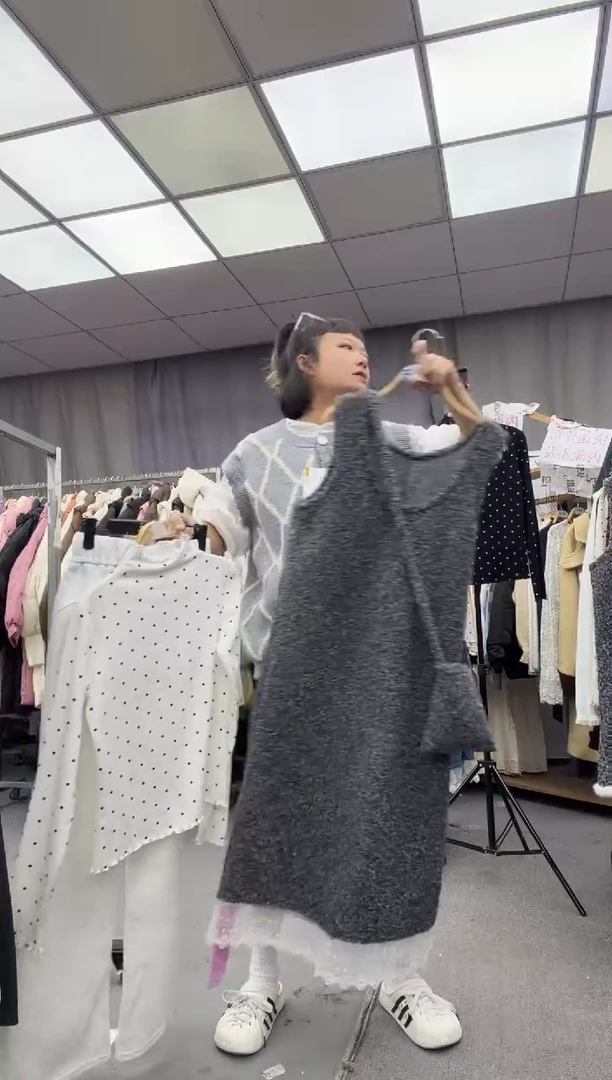 棉   大哥家漂亮衣服漂亮颜色