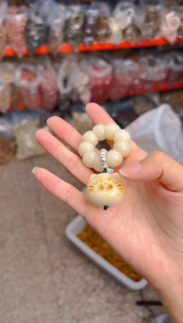 吊坠菩提根/象牙果荔枝栋手捻带猫咪头