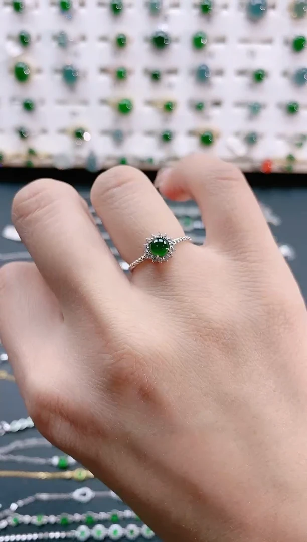 【闪购商品】翡翠戒指银S925镶嵌天然翡翠