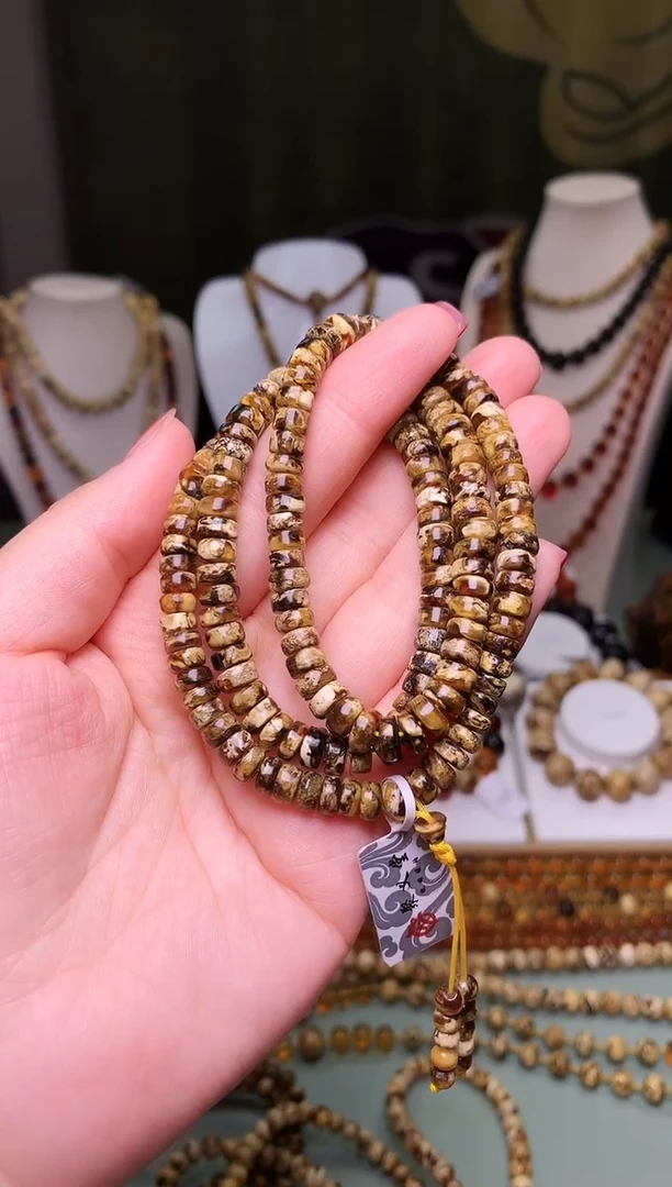 【闪购商品】琥珀裸石未镶嵌抚顺琥珀