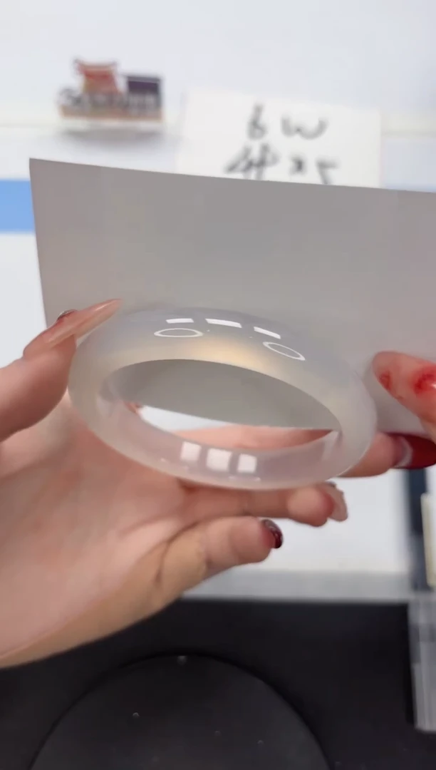 【闪购商品】石英质玉手镯未镶嵌A385-58.7