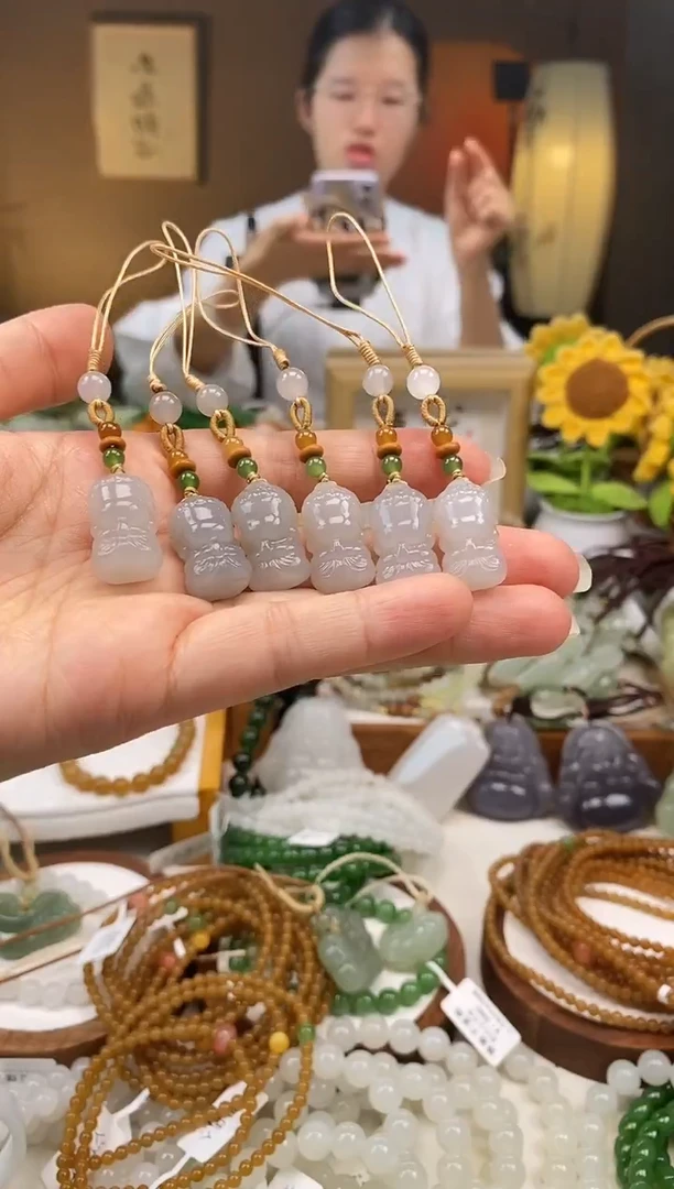 吊坠(不含链)未镶嵌和田玉烟紫无相佛吊坠手机挂多样性发一