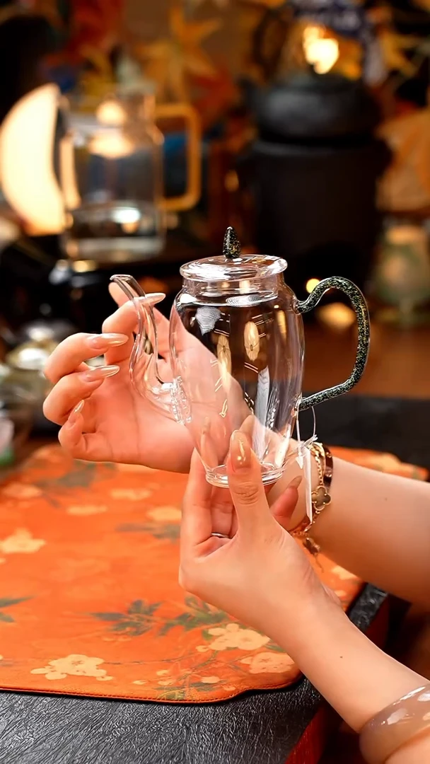 禾器/云雀壶/黑金