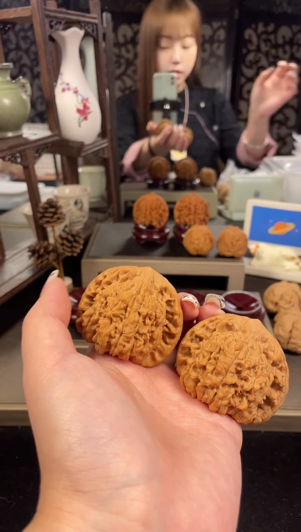 【闪购商品】文玩核桃把件官帽52尺-38