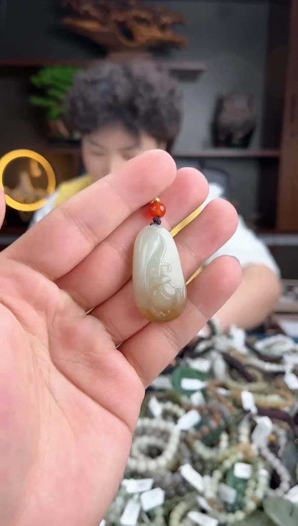 【闪购商品】和田玉颈饰未镶嵌多样性发货，一物一拍