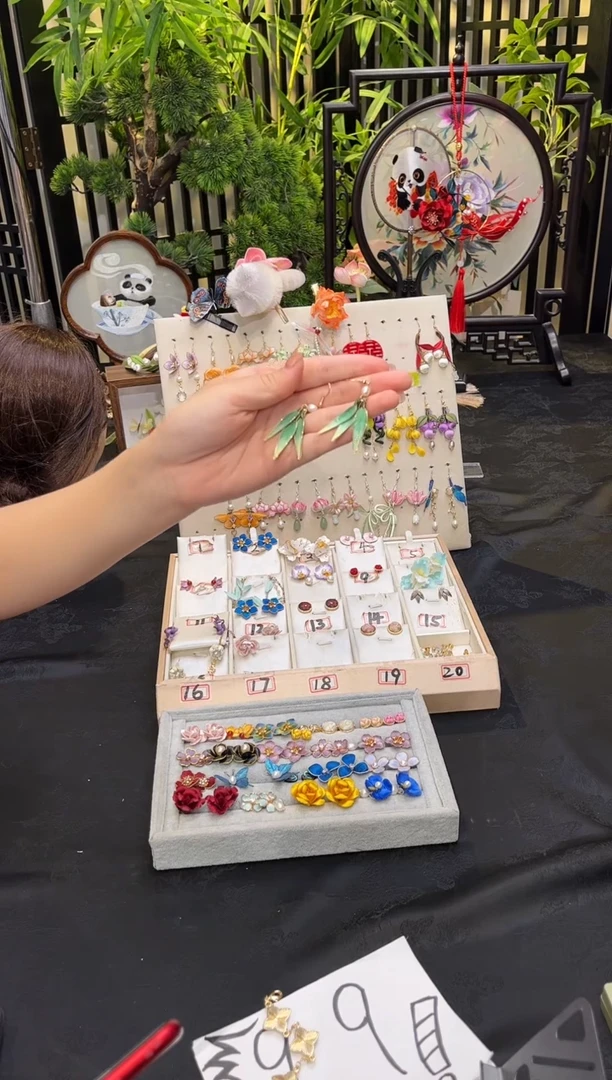 织绣C****.非遗苏绣饰品