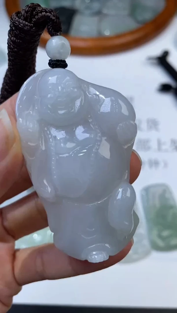未镶嵌挂件翡翠305901      多人