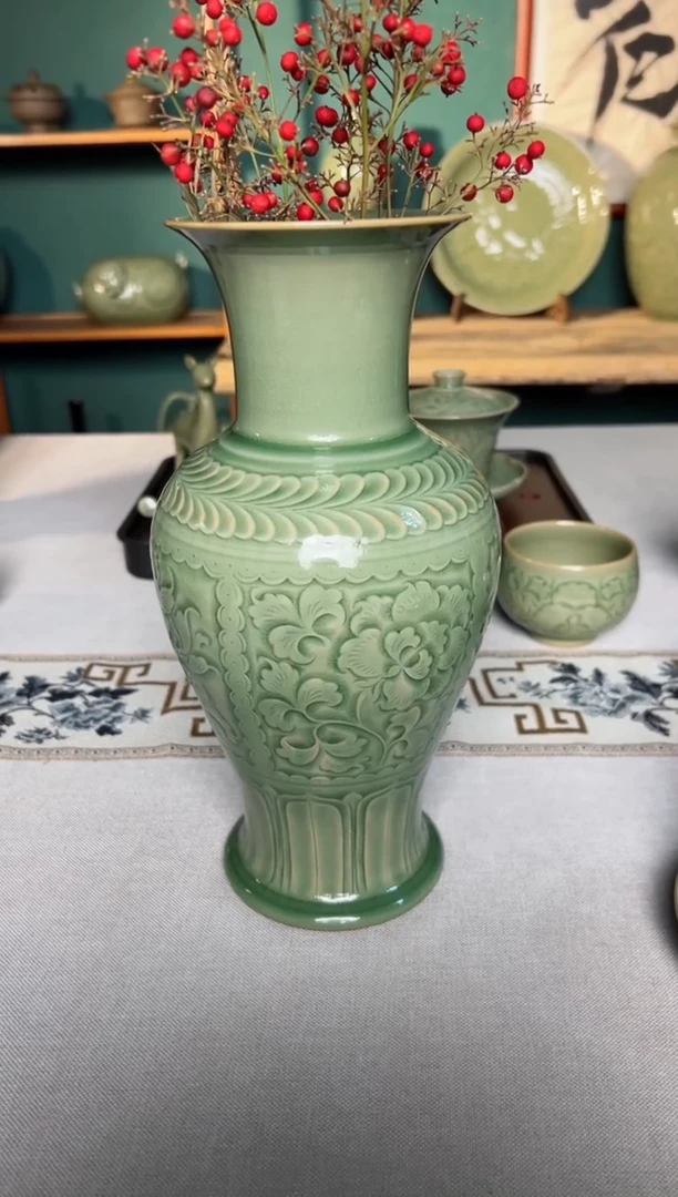 【闪购商品】其他纯手工开窗式牡丹观音瓶