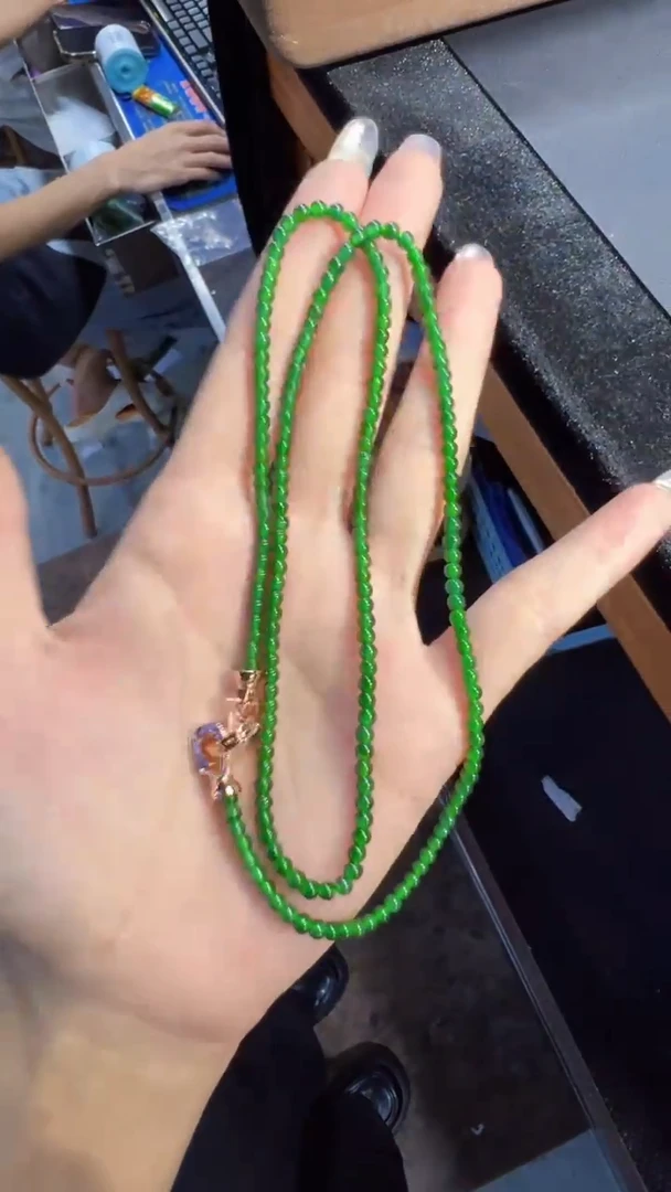 定制翡翠未镶嵌小米珠商品多样性发货1