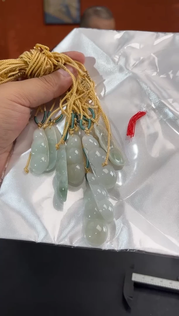 未镶嵌挂件翡翠边城刀客/624880/多样性发一/编绳发