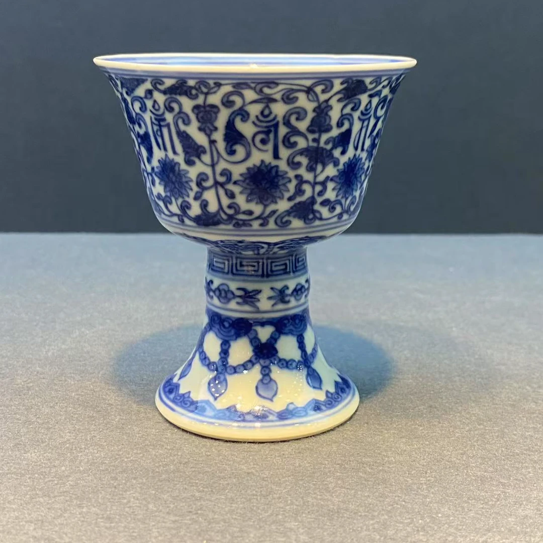 青花莲托梵文酥油灯 品相全品 高8.5cm