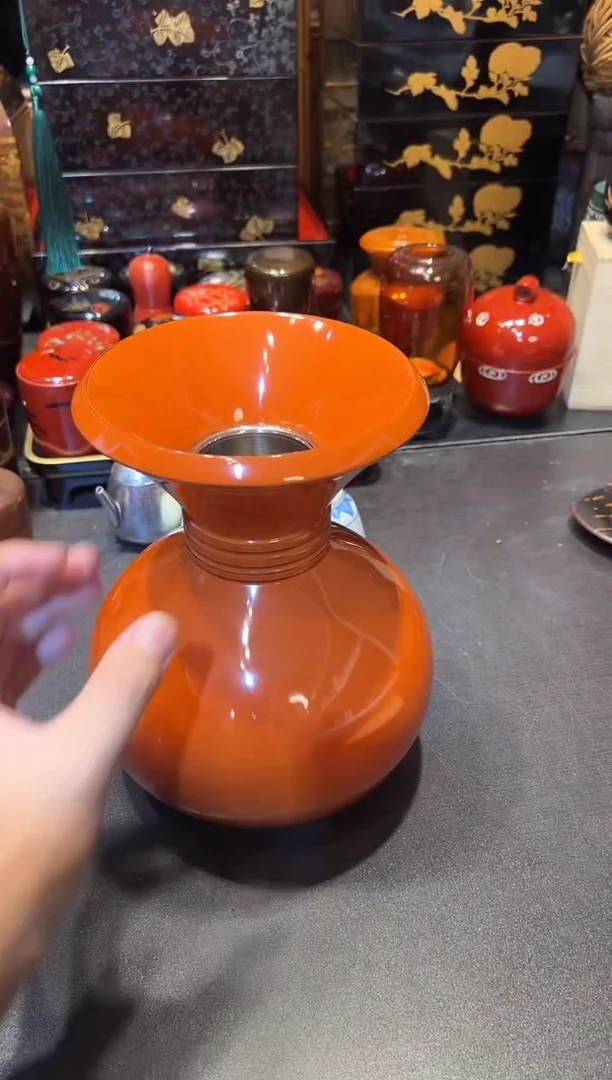 平安象彦 根来塗花瓶