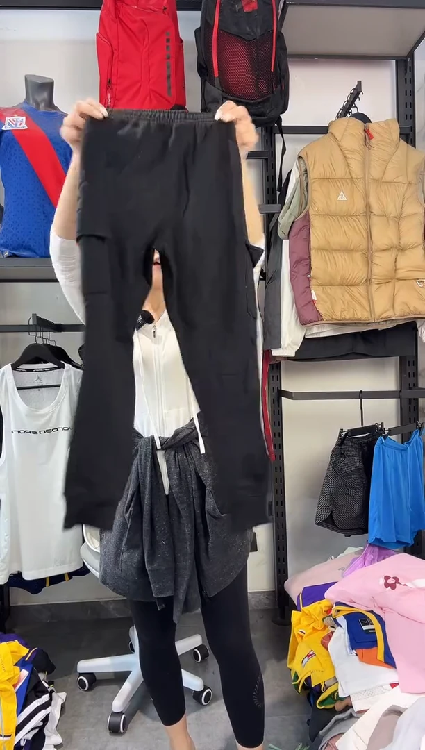 256编码 瑕疵款直播间过款为准 尺码130
