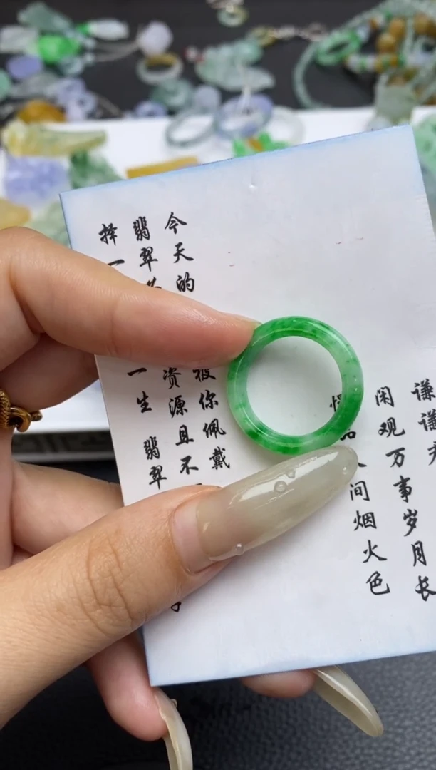 未镶嵌定制翡翠翡翠毛货~