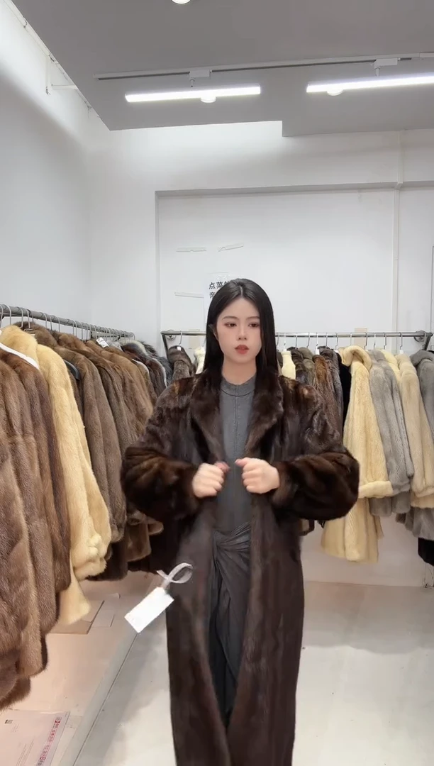小橙子进口水貂皮草