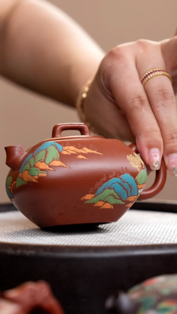 茶壶紫砂降坡泥四方合欢彩刻山水