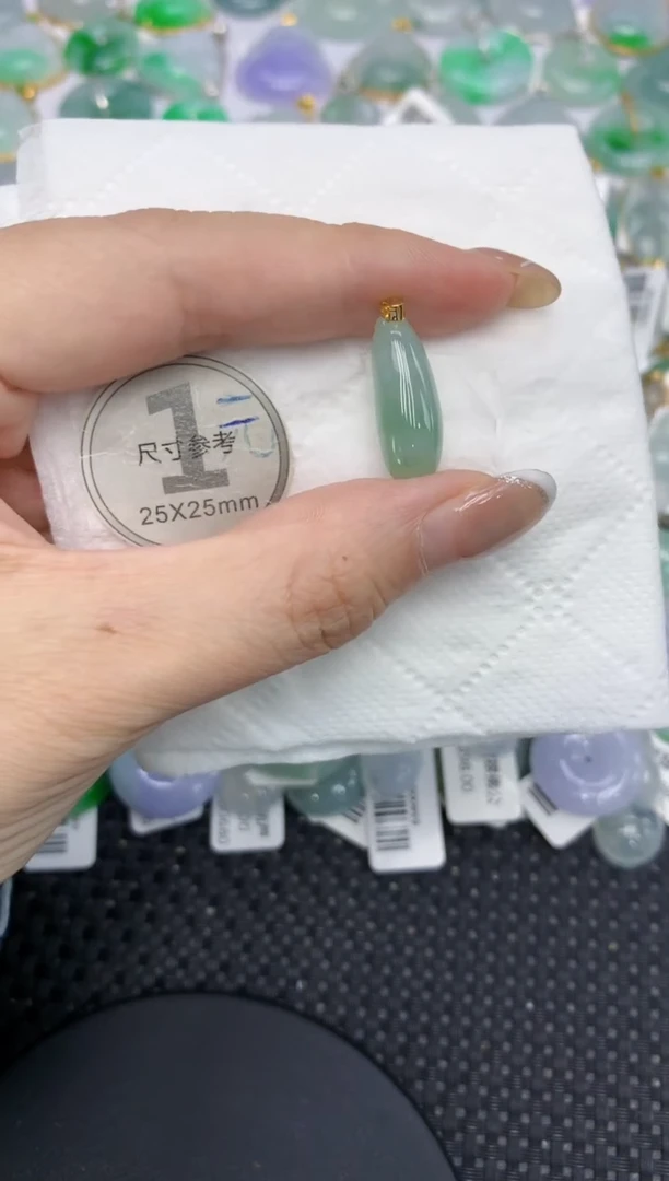 颈饰未镶嵌翡翠11111111