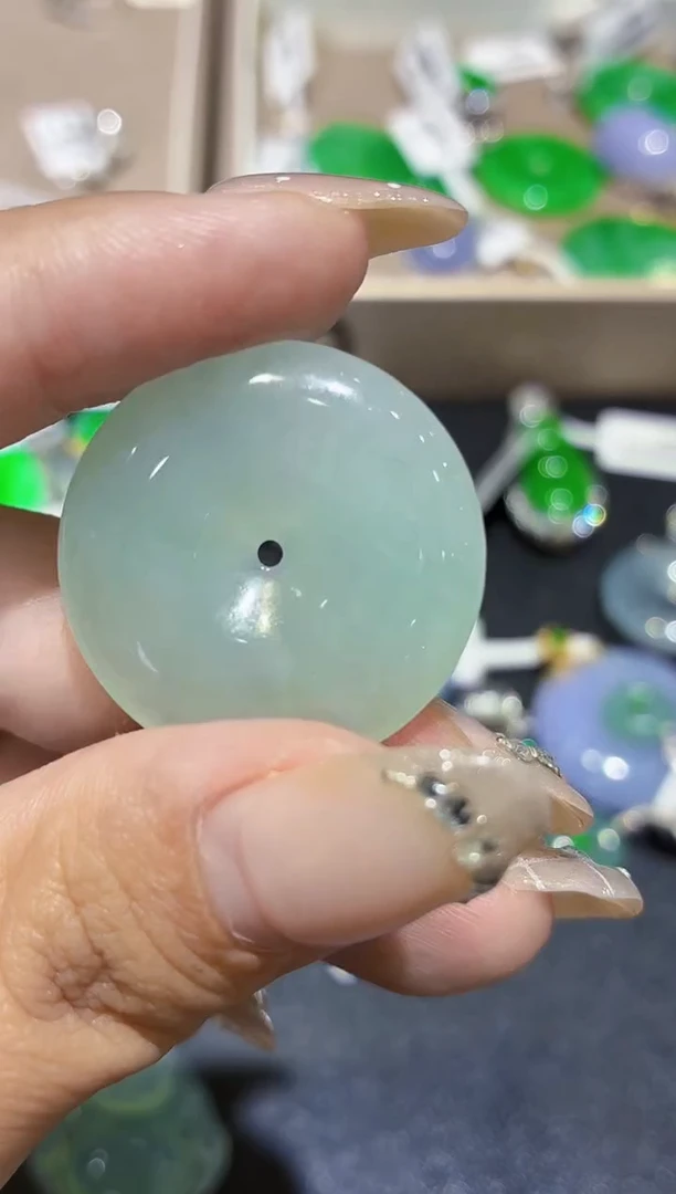 颈饰未镶嵌翡翠天然A货翡翠