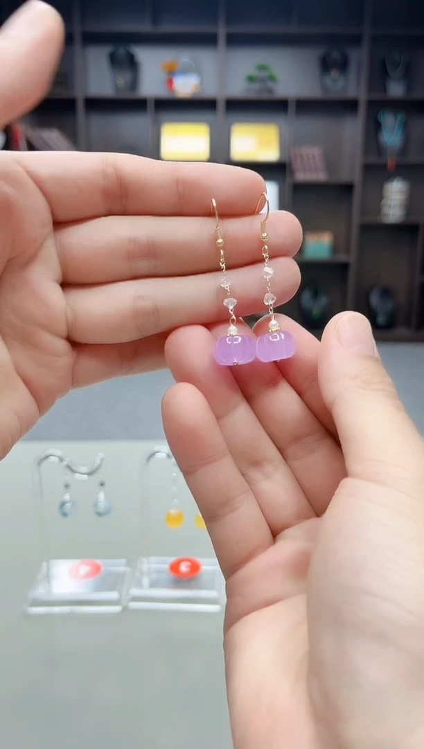 未镶嵌石英质玉（天山翠）耳饰W04