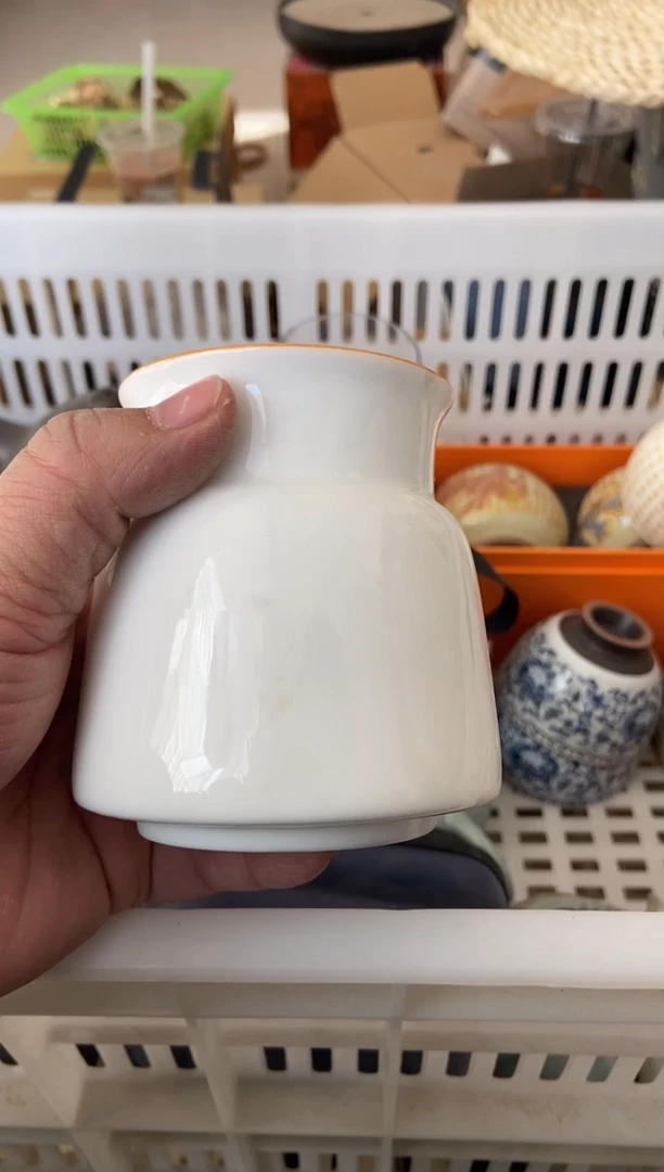 杯无运费险有瑕疵的摄影的产品有使用过的痕迹有点脏介意勿拍