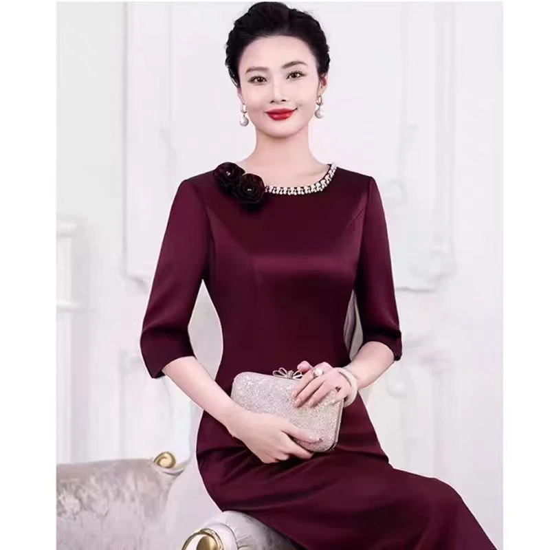 年轻丈母娘喜婆婆喜服连衣裙婚礼旗袍妈妈婚宴礼服大码春秋显瘦