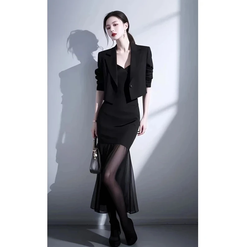 2025春季新款超显气质高级感独特黑色短款外套网纱拼接吊带裙套装