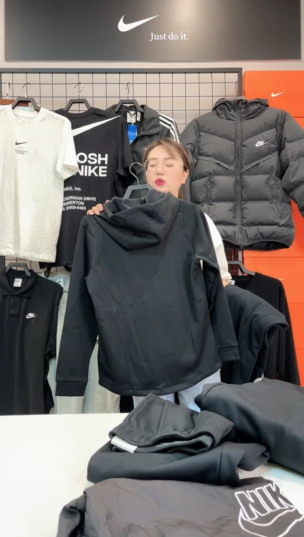 2125 华夫格外套L码130-150斤 不退换