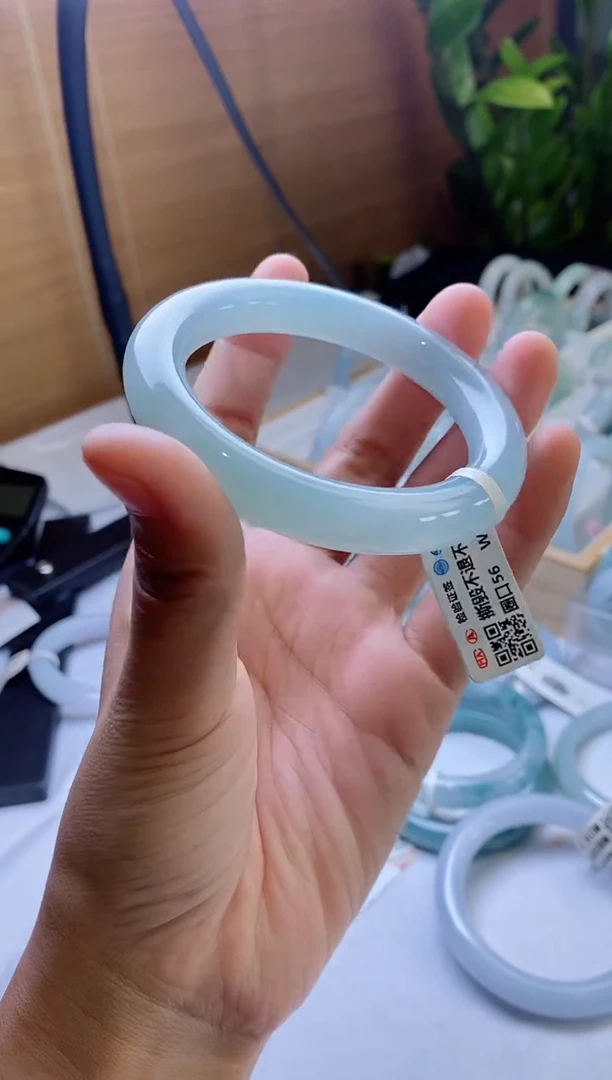 未镶嵌手镯翡翠圆条 56圈口，4038