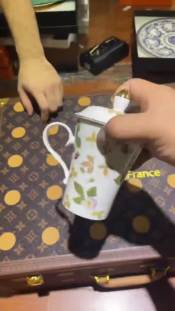 杯鸿辉家品牌瓷器，京东包邮！