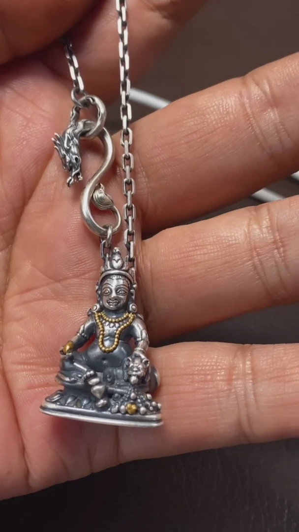 【闪购商品】诺拉（多样性发货，发其一）