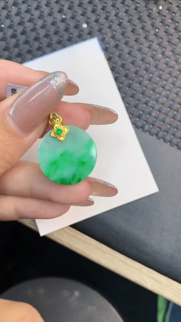 颈饰未镶嵌翡翠11