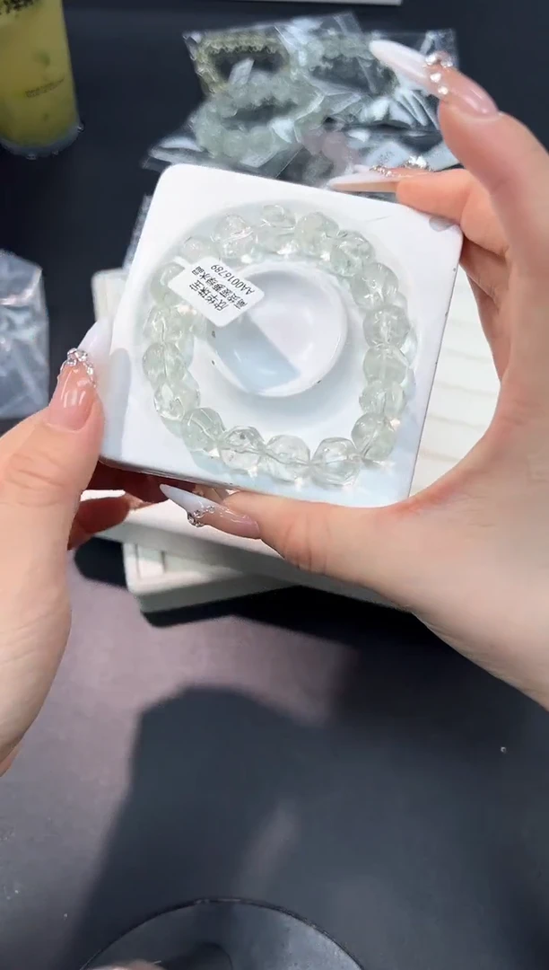 水晶手链未镶嵌90g多样性发其一【1条】默认微瑕