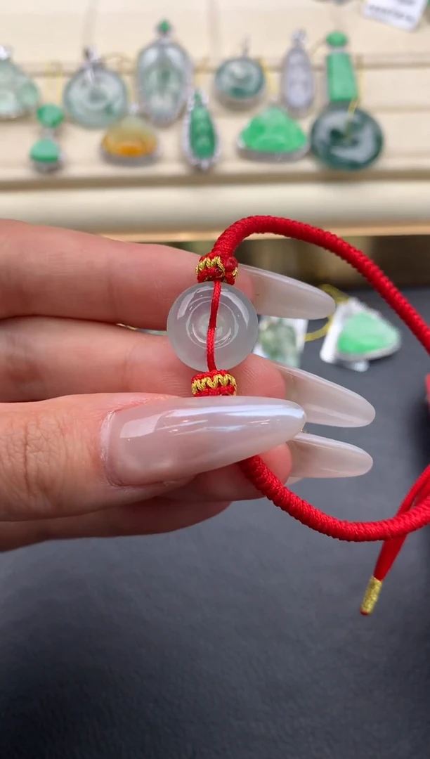 翡翠未镶嵌颈饰A640